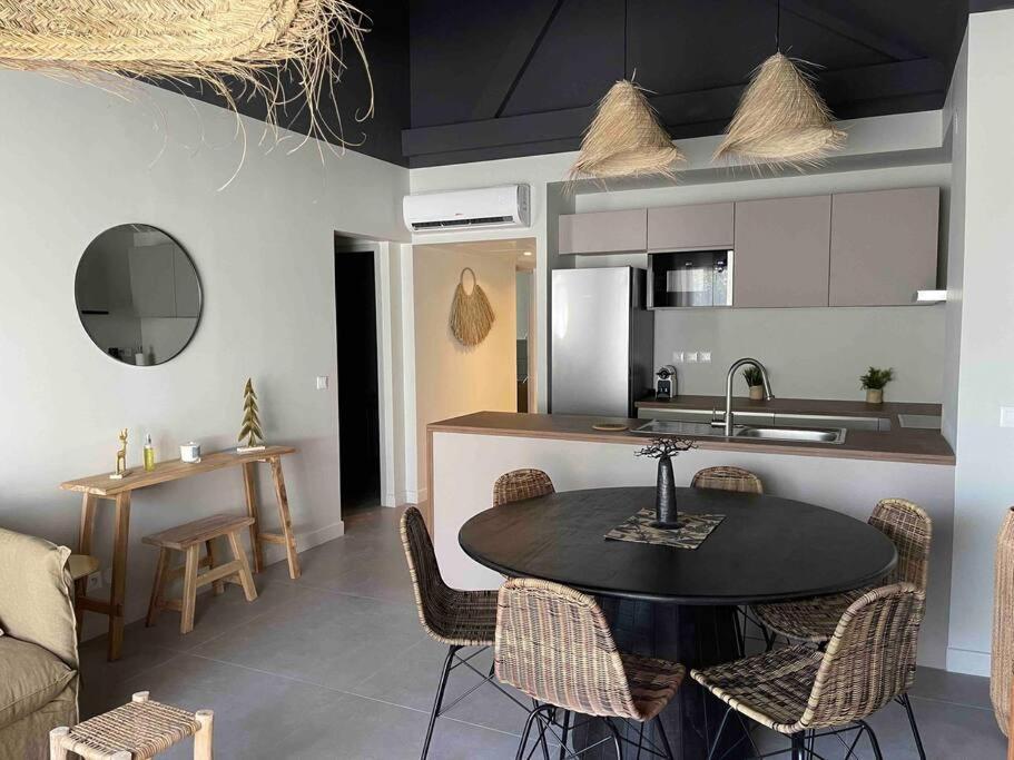 Oligaia Orient Bay Apartment Quarter of Orleans Exterior photo